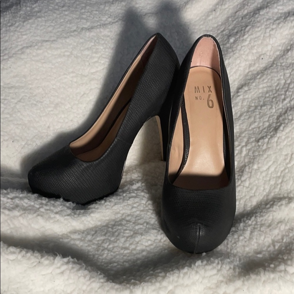 Mix No. 6 heels
